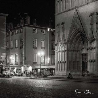 Tableau Sur Verre Place Saint-jean Lyon Noir Et Blanc 45x45 Cm