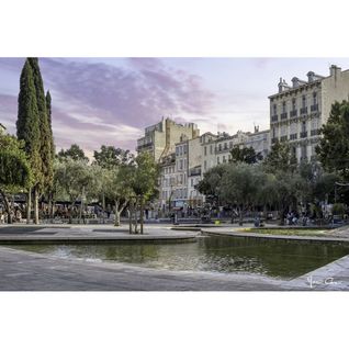 Tableau Sur Toile Fontaine Cours Julien 45x65 Cm