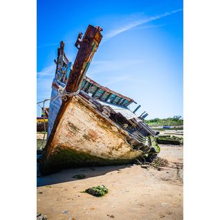 Tableau Sur Toile Bateau Abandonné 65x97 Cm