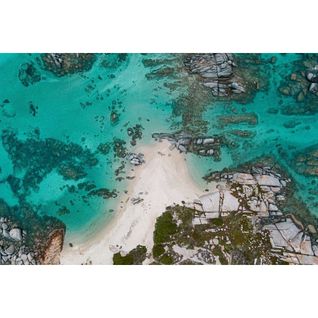 Tableau Sur Verre Synthétique Plage Îles Lavezzi 65x97 Cm