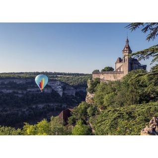 Tableau Sur Toile Montgolfiades Et Château 65x97 Cm