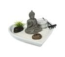 Jardin Zen Coeur Bouddha Sur Un Plateau Avec Décoration