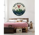 Poster Autocollant Forme Ronde Disney Logo Mickey Montagnes Et Arbres  adventure Awaits - 125 Cm