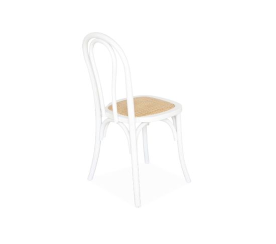 Lot De Deux Chaises Vintage En Bois Avec Assise En Rotin Et Dossier Arrondi Coloris Blanc